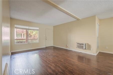 Foto del edificio - 1040 W MacArthur Blvd