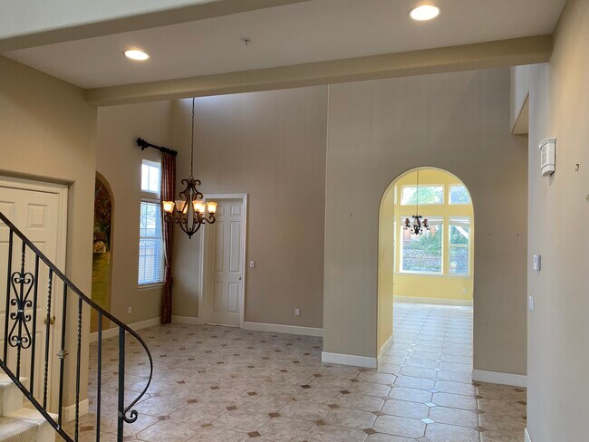 Foto del edificio - 1923 Nicosia Ct