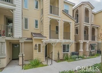 Building Photo - 831 Sunburst Wy