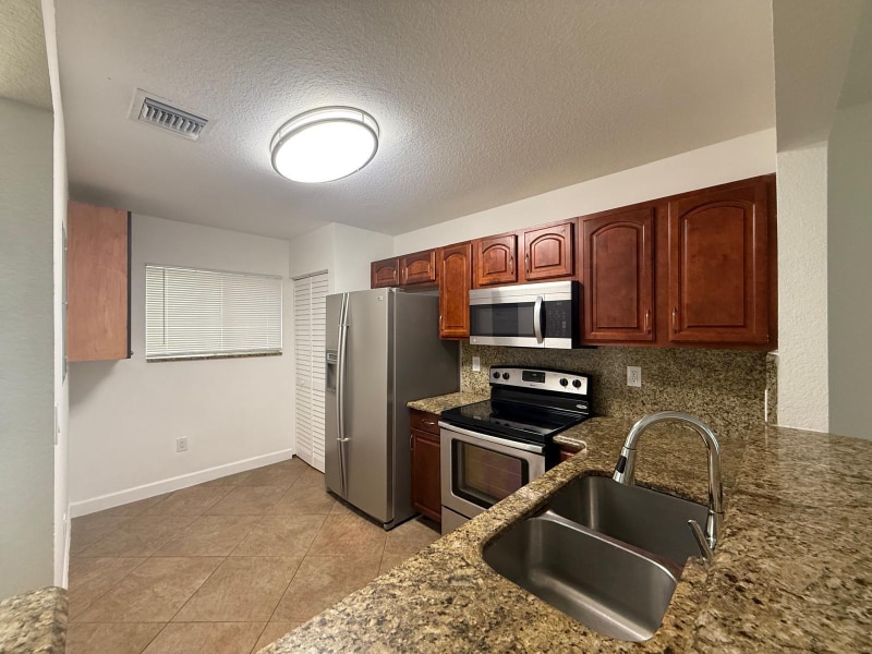 Photo - 6615 Winfield Blvd (Margate, FL)