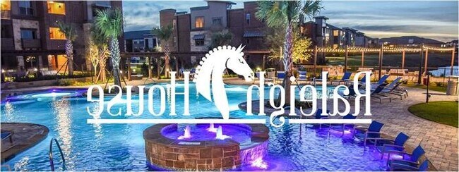 Foto del edificio - 4450 Ridge Rd