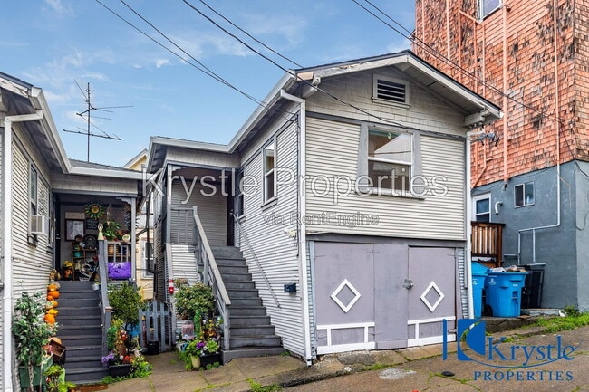 Building Photo - 1117 Sutter St