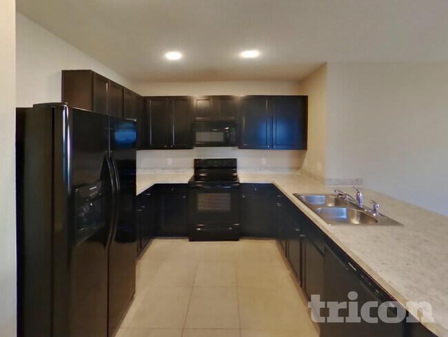 Foto del edificio - 6632 Seaway Dr