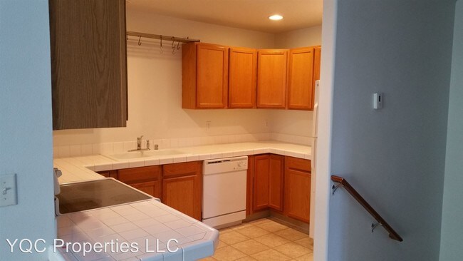 Building Photo - 3243 NW Pacific Rim Dr