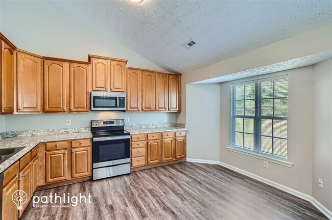 Building Photo - 170 Long Creek Dr