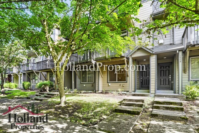 Foto del edificio - Modern Townhome Near MAX, Nike & High-Tech Corridor