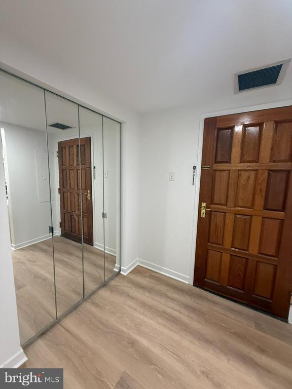 Foto principal - 1530 Key Blvd