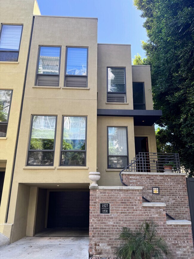 Foto del edificio - 1527 9th Ave