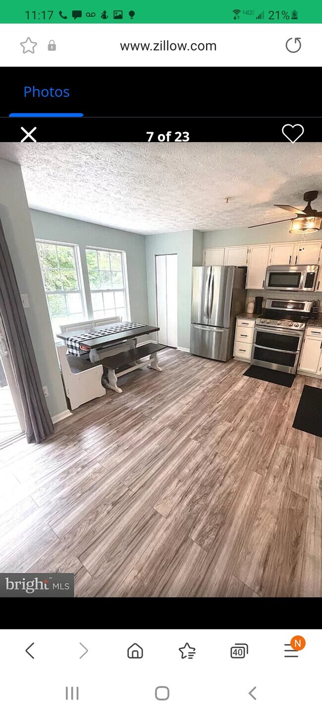 Foto del edificio - 2064 Paperbark Rd