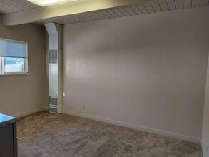 Building Photo - 3564 Lake Tahoe Blvd
