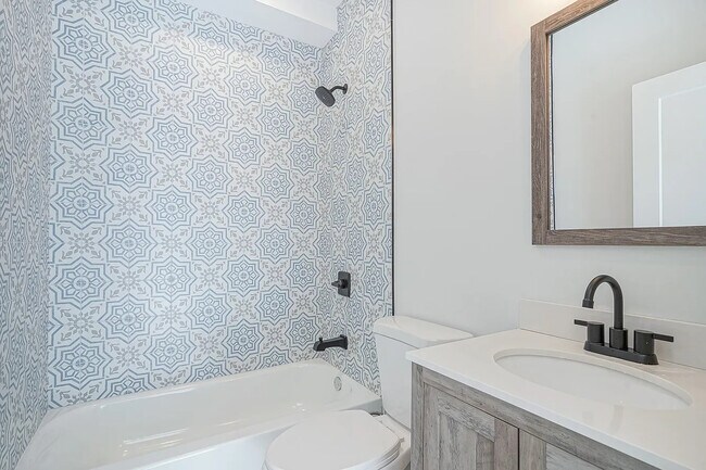 Building Photo - 1218 S 20th St