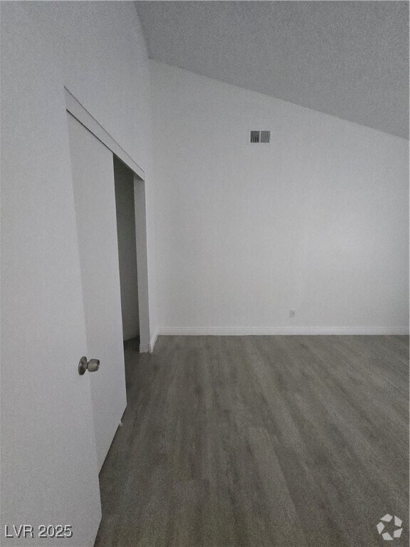 Building Photo - 9104 Quiet Cove Way