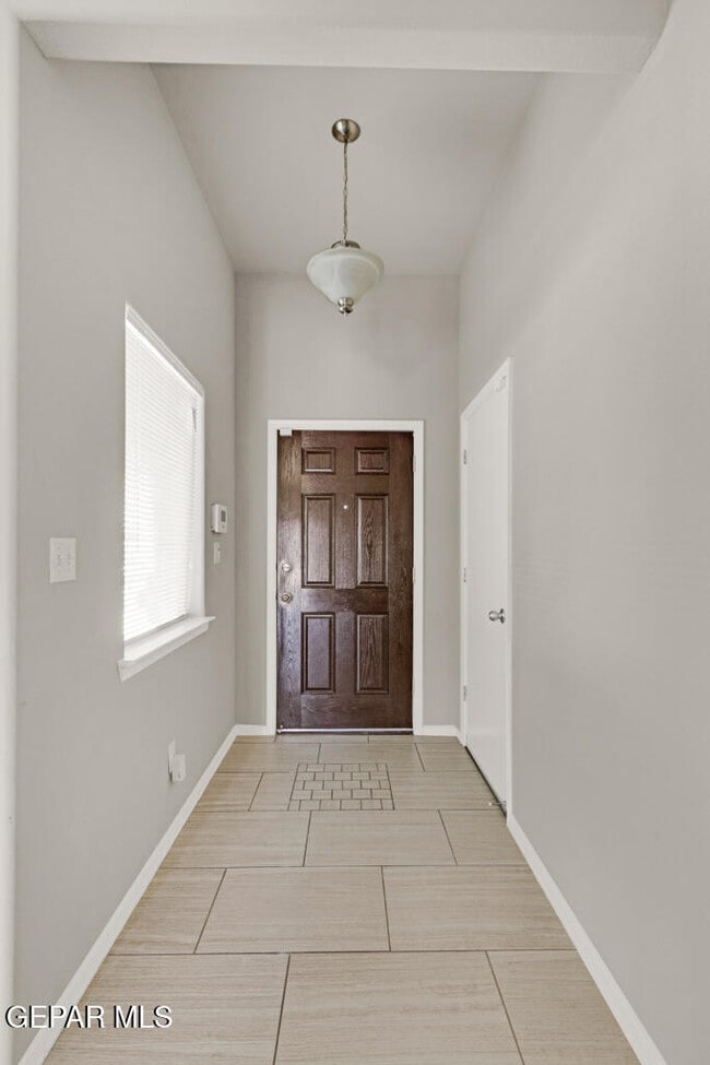 Foto del edificio - 159 Homedale Dr