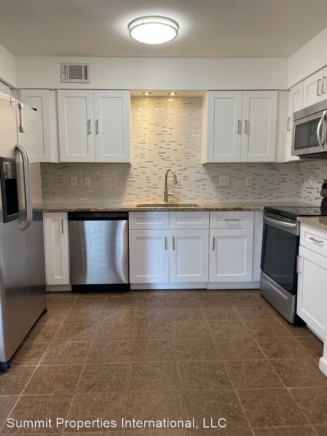 Foto del edificio - 2 br, 2 bath House - 9123 Spyglass Pl. Unit A