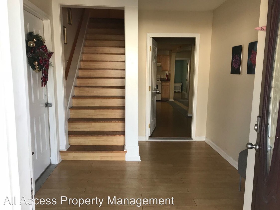 Foto principal - 9606 1st View St