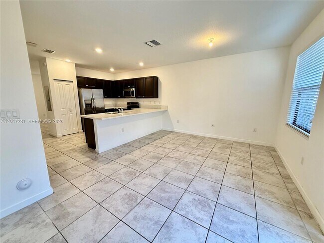 Building Photo - 11313 SW 250th Terrace