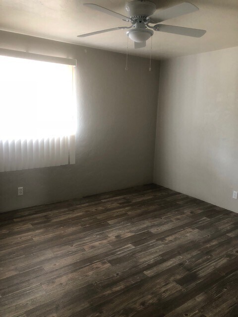 Foto del edificio - 1532 N El Rio Dr