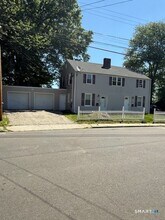 Building Photo - 125 High Ridge Dr