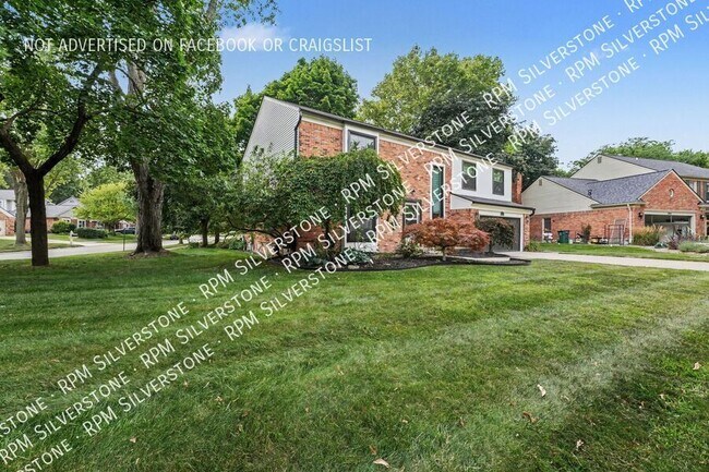 Foto del edificio - 2945 Cedar Ridge Dr