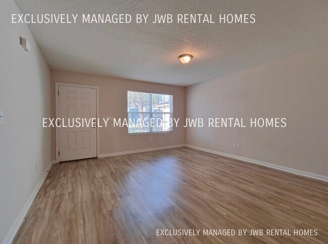 Building Photo - 1287 Pangola Dr