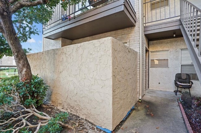 Building Photo - 2021 Spenwick Dr