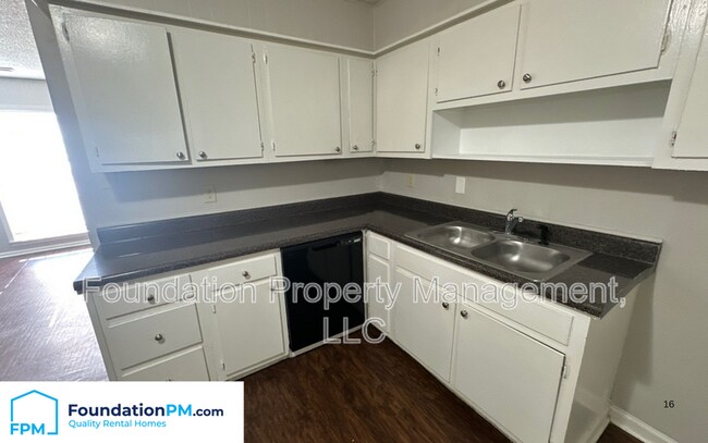 Building Photo - 3563 Ramill Rd