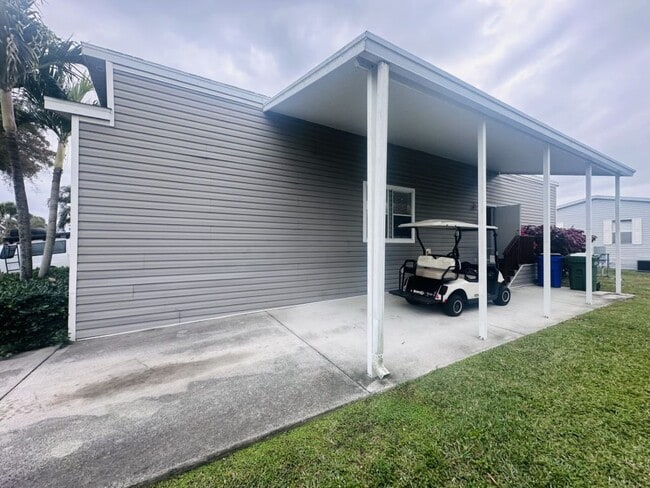 Foto del edificio - 6324 NW 29th Pl