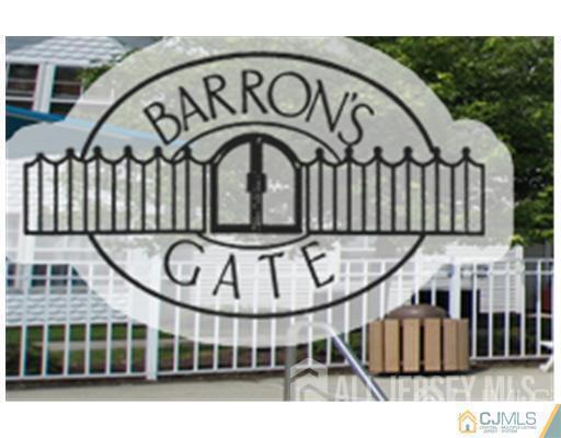 Foto principal - 1006 Kings Ct