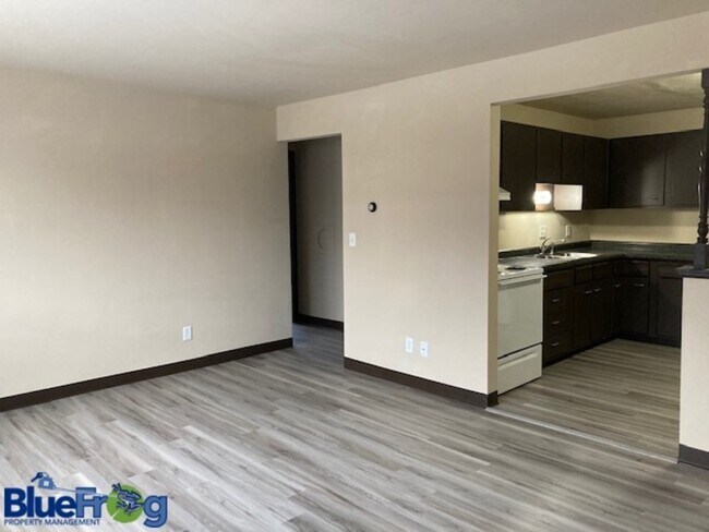 Foto del edificio - 1303 Morris Ave