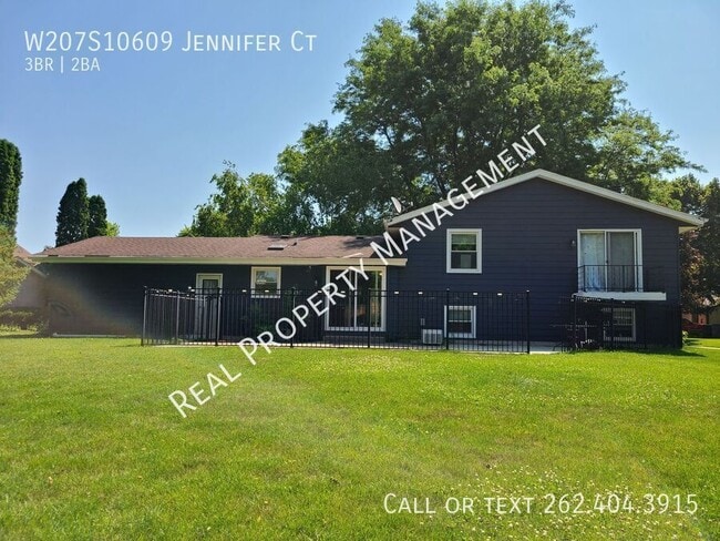 Building Photo - W207S10609 Jennifer Ct