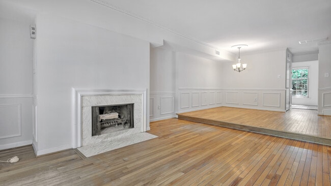Building Photo - 4513 MacArthur Blvd NW