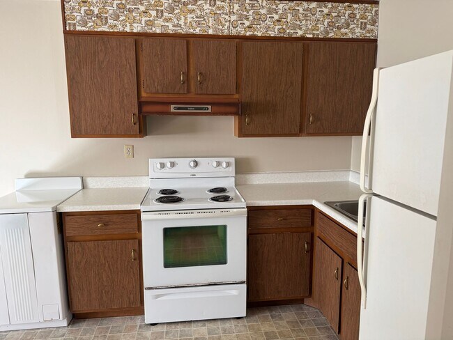 Foto del edificio - A4310D-F WALNUT RD (3FM)