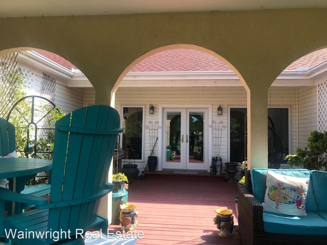 Foto principal - 4 br, 3.5 bath House - 1316 SHIPPS CABIN RD