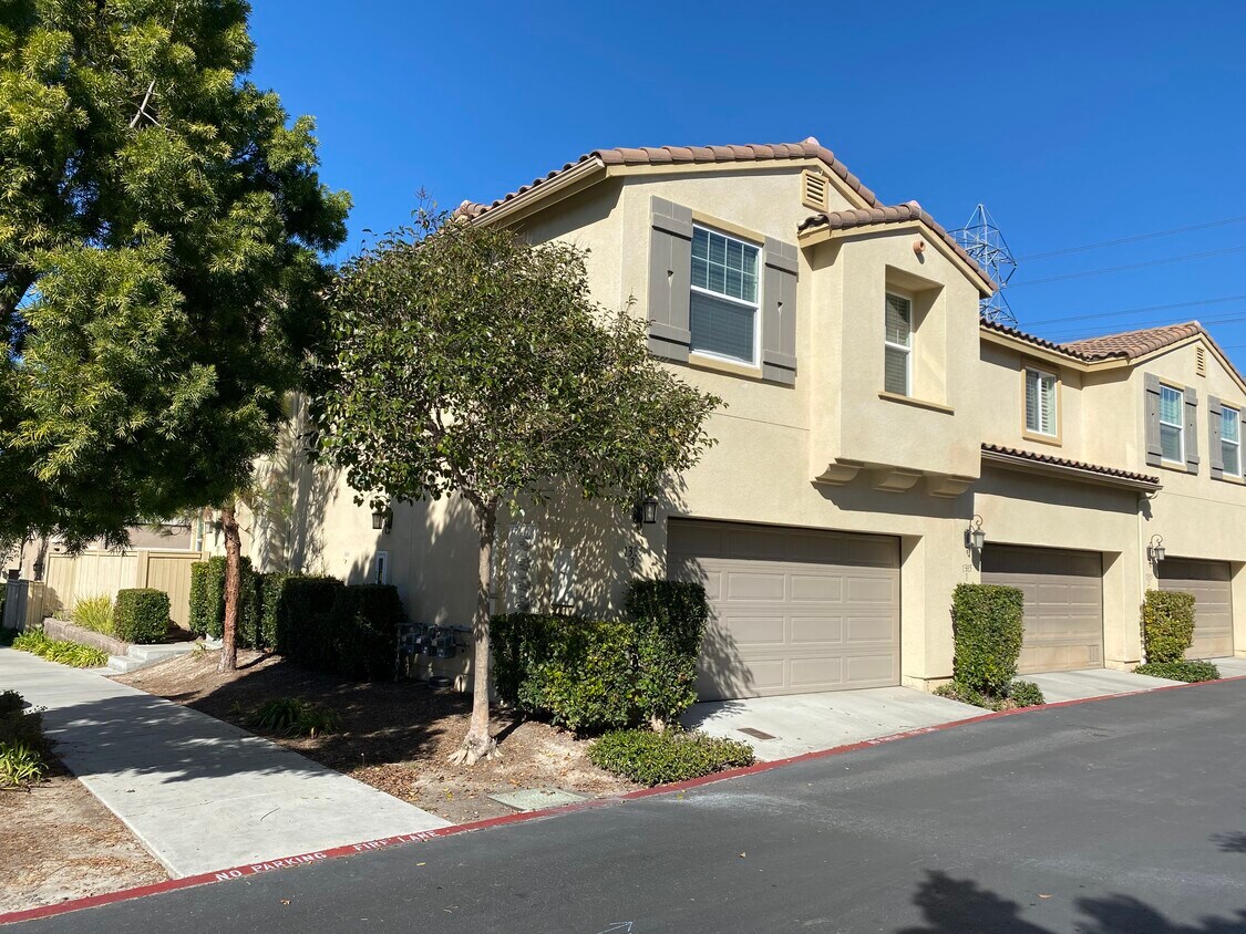 1385 Caminito Veranza, Chula Vista, CA 91915 Townhome Rentals in
