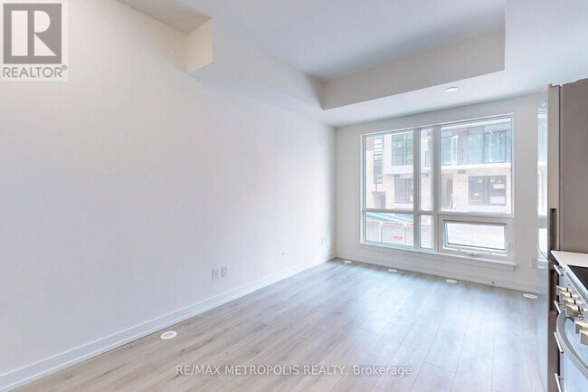 Photo du bâtiment - 42-871 SHEPPARD Ave