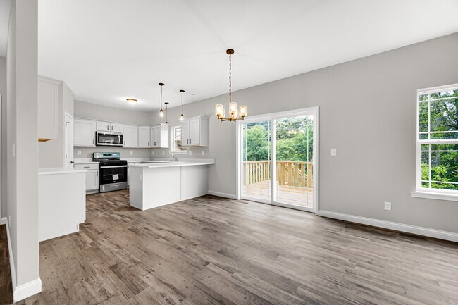 Foto del edificio - 303 Hatch Lake Pky