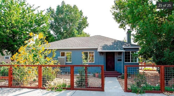 Primary Photo - 3 bed 1.5 bath plus Office/Den Old South West Reno