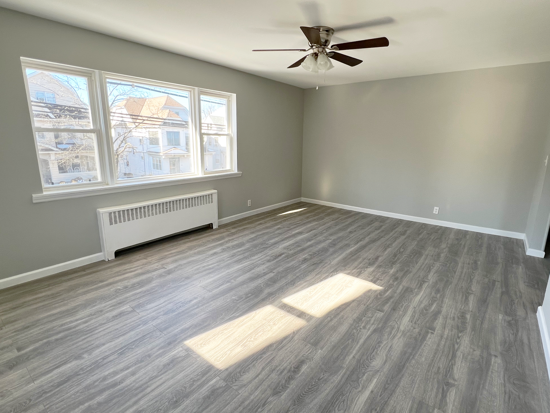 Living Room - 744 Palisade Ave