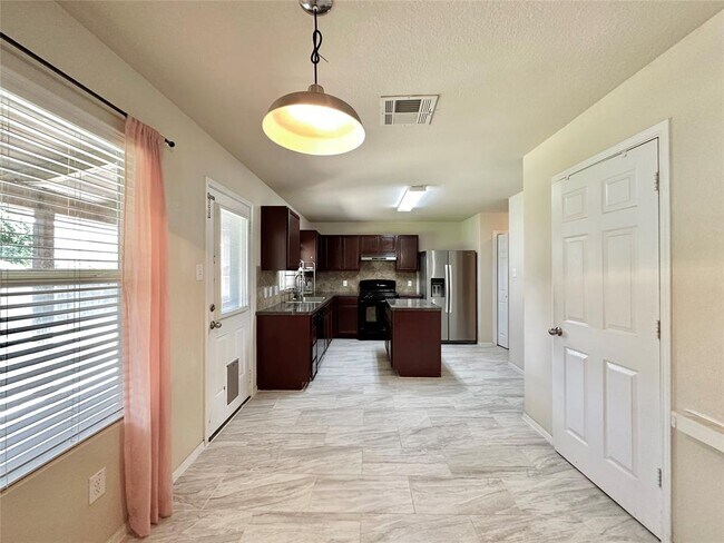 Foto del edificio - 3115 Thicket Path Way