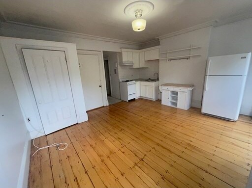 Building Photo - 26 Appleton St