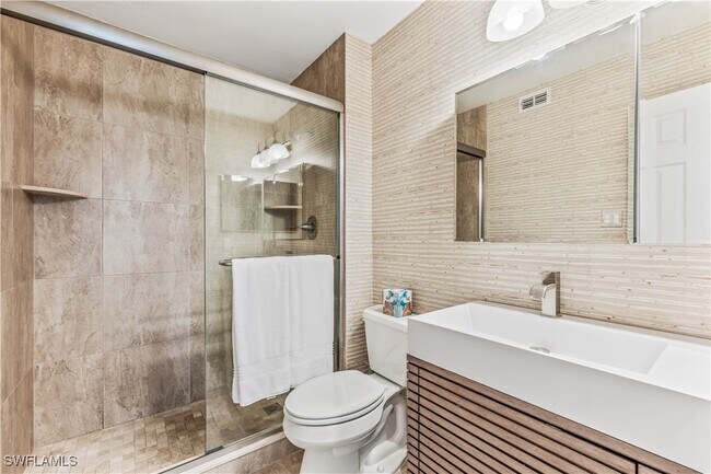 Foto del edificio - 282 4th St S