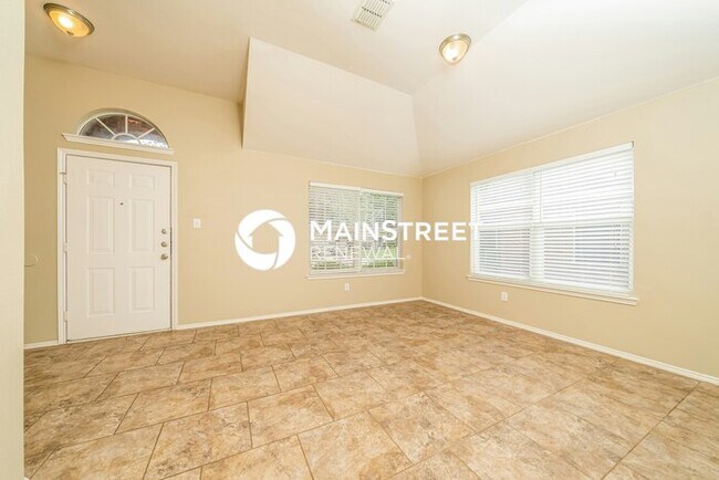 Foto del edificio - 3 Bedroom Pet-Friendly Home in Arlington, TX with Main Street Renewal