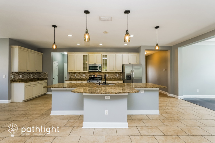 Foto principal - 1014 Buttercup Glen, Bradenton, FL, 34212