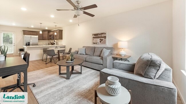 Building Photo - 610 Universal Dr