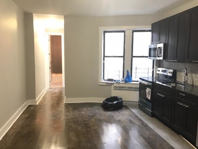 Building Photo - 31 East 21st Street