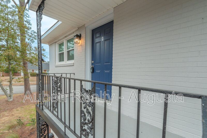 Primary Photo - Johns Road Place Apartments