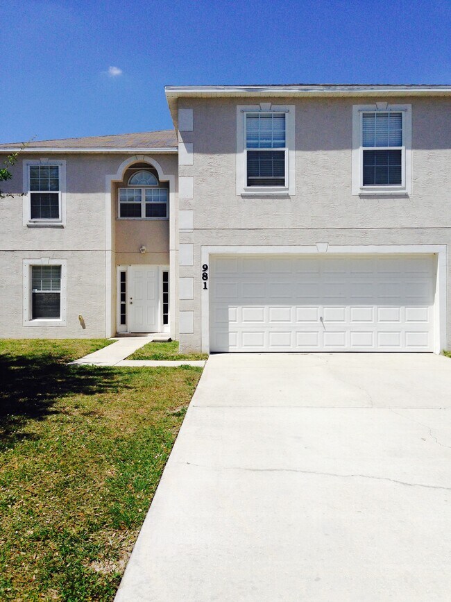 Foto del edificio - 981 SW McElroy Ave