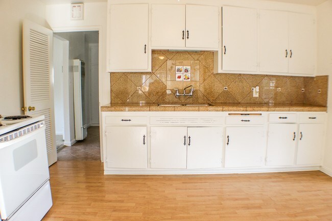 Foto del edificio - 2917 Elizabeth Ln