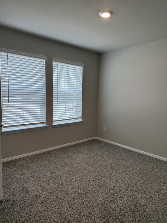 Building Photo - 448 Kaufman Dr