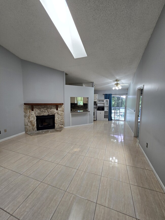 Building Photo - 2764 Sandusky Ave W